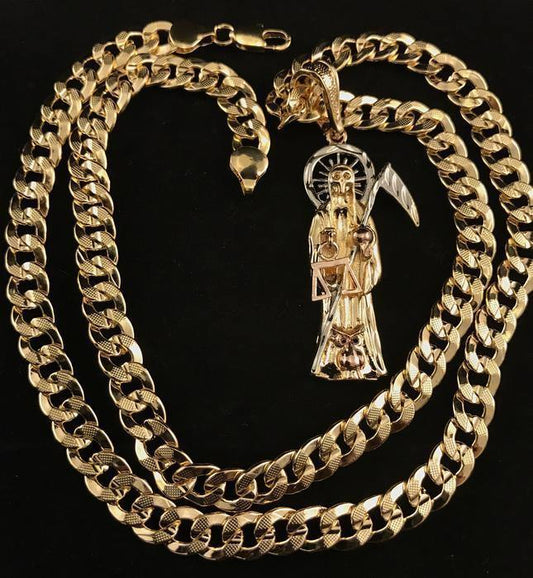Is Buying a Gold Chain worth it?-Mirora Hip Hop Jewelry